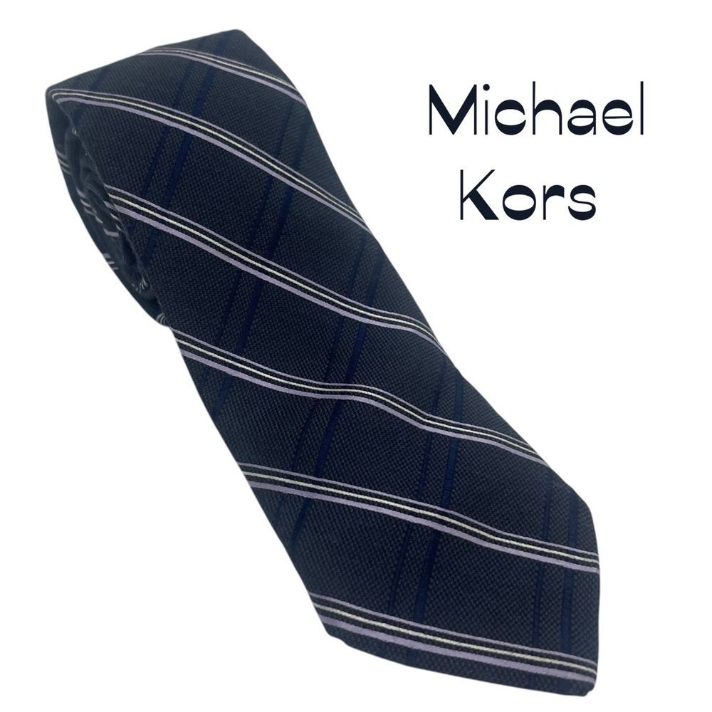 Michael Kors Navy Silver Striped Silk Blend Necktie NWOT Career